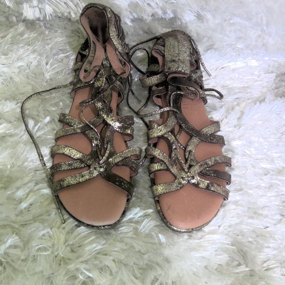 Gentle Souls by Kenneth Cole Women's Break My Heart 3 Gladiator - Picture 1 of 13